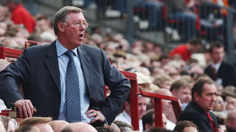 Sir Alex Ferguson dẫn dắt Manchester United